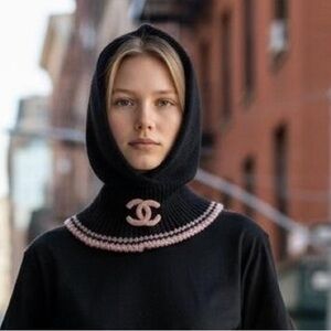 NWT Chanel scarf/hat